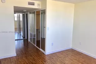 13155 Ixora Ct, North Miami, FL 33181 - Photo 11