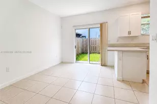 2637 SE 12th St, Homestead, FL 33035 - Photo 3