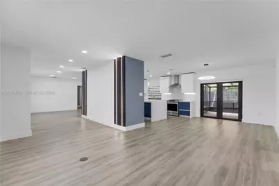 10625 SW 79th Pl, Miami, FL 33156 - Photo 11