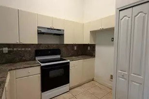1661 SE 28th St, Homestead, FL 33035 - Photo 15