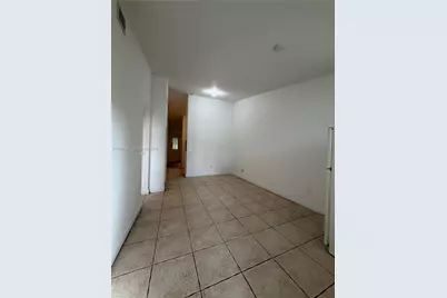 1661 SE 28th St #204, Homestead, FL 33035 - Photo 7