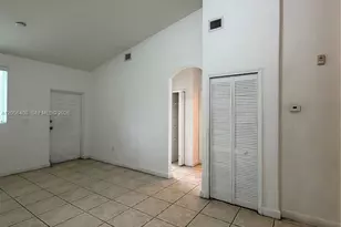1661 SE 28th St, Homestead, FL 33035 - Photo 5