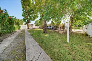 76 W 14th St, Hialeah, FL 33010 - Photo 29