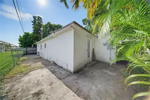 76 W 14th St, Hialeah, FL 33010 - Photo 39