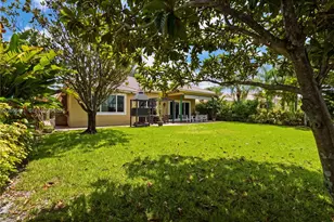 1032 NW 139th Terrace, Pembroke Pines, FL 33028 - Photo 43
