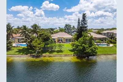 1032 NW 139th Ter, Pembroke Pines, FL 33028 - Photo 45
