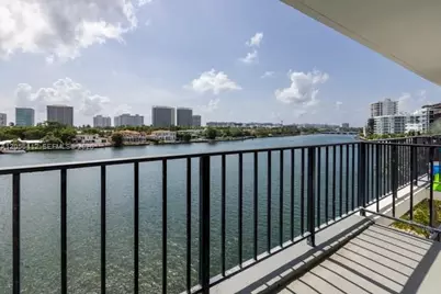 10101 E Bay Harbor Dr #504, Bay Harbor Islands, FL 33154 - Photo 9
