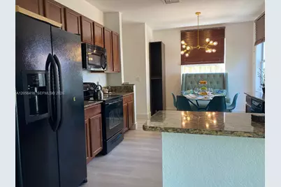 657 SE 31st Ave #0, Homestead, FL 33033 - Photo 5