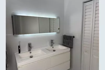 888 Brickell Key Dr #700, Miami, FL 33131 - Photo 13
