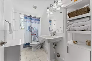 16102 Opal Creek Dr, Weston, FL 33331 - Photo 29