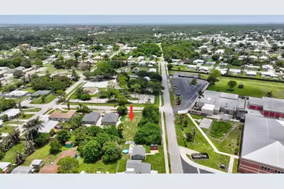 5684 SE 45th Ave, Stuart, FL 34997 - Photo 11