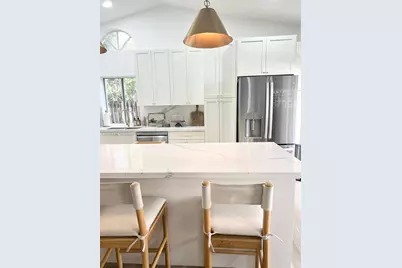 1285 Seagrape Cir, Weston, FL 33326 - Photo 3