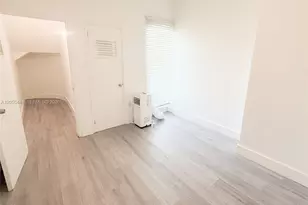 8144 Harding Ave, Miami Beach, FL 33141 - Photo 13