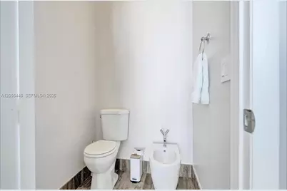15901 Collins Ave #4301, Sunny Isles Beach, FL 33160 - Photo 19