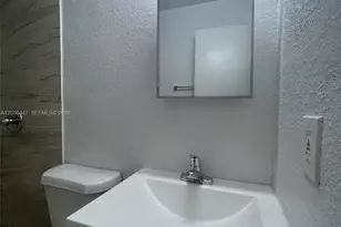 919 NW 2nd Ave, Fort Lauderdale, FL 33311 - Photo 45