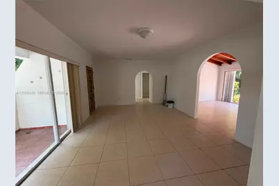 1540 Dorado Ave, Coral Gables, FL 33146 - Photo 5