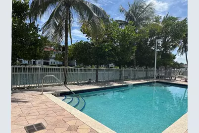 3000 NE 188th St #707, Aventura, FL 33180 - Photo 33