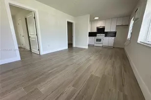 1048 E Ave E, Riviera Beach, FL 33404 - Photo 7