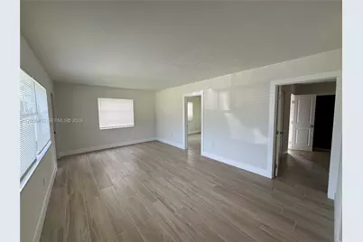 1048 E Avenue E #3, Riviera Beach, FL 33404 - Photo 9