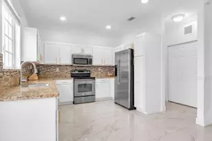 3247 NW 31st Terrace, Oakland Park, FL 33309 - Photo 3