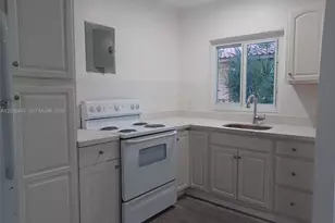 635 SW 16th Ave, Miami, FL 33135 - Photo 1