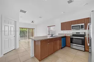 236 SE 32nd Ave, Homestead, FL 33033 - Photo 7