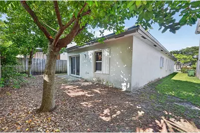 236 SE 32nd Ave, Homestead, FL 33033 - Photo 21