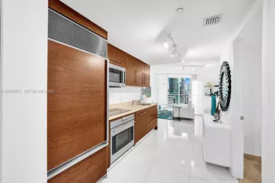 475 Brickell Ave #2708, Miami, FL 33131 - Photo 7