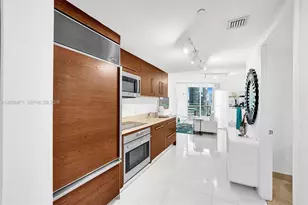 475 Brickell Ave, Miami, FL 33131 - Photo 7