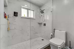 6481 SW 13th St, Plantation, FL 33317 - Photo 17