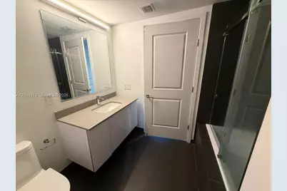1600 NE 1st Ave #1815, Miami, FL 33132 - Photo 17