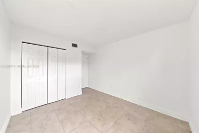 9735 Fontainebleau Blvd #G310, Miami, FL 33172 - Photo 9