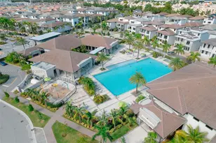 4745 NW 84th Ct, Doral, FL 33166 - Photo 43