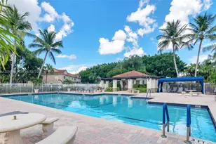 800 Sorrento Dr, Weston, FL 33326 - Photo 45