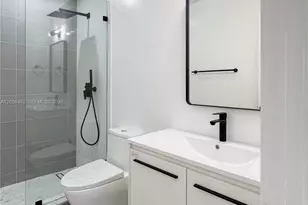 17911 NW 68th Ave, Hialeah, FL 33015 - Photo 29