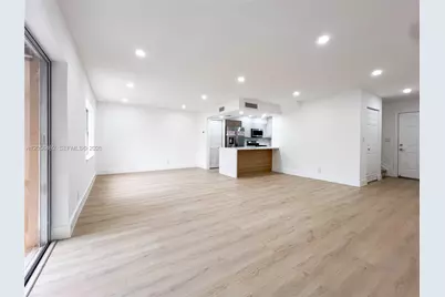 17911 NW 68th Ave #O207, Hialeah, FL 33015 - Photo 5