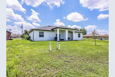 2224 Kenneth Ave S, Lehigh Acres, FL 33973 - Photo 15