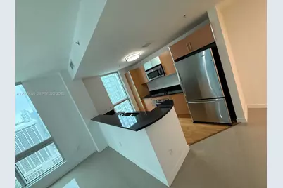 300 S Biscayne Blvd #T-3301, Miami, FL 33131 - Photo 3