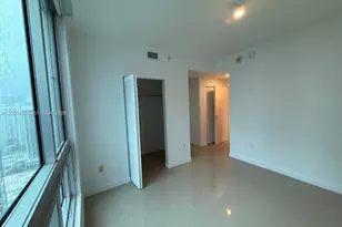 300 S Biscayne Blvd, Miami, FL 33131 - Photo 11