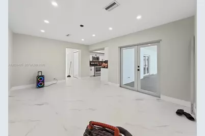 861 NW 72nd Ave, Plantation, FL 33317 - Photo 13