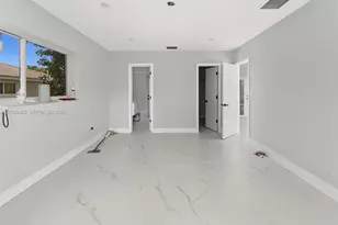 861 NW 72nd Ave, Plantation, FL 33317 - Photo 15
