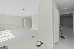 861 NW 72nd Ave, Plantation, FL 33317 - Photo 21