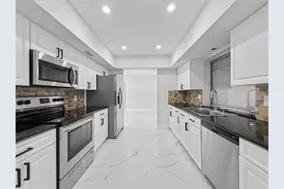 861 NW 72nd Ave, Plantation, FL 33317 - Photo 27