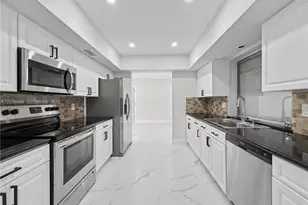 861 NW 72nd Ave, Plantation, FL 33317 - Photo 27