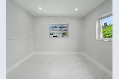 861 NW 72nd Ave, Plantation, FL 33317 - Photo 11