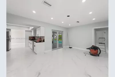 861 NW 72nd Ave, Plantation, FL 33317 - Photo 5