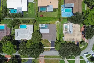 861 NW 72nd Ave, Plantation, FL 33317 - Photo 21