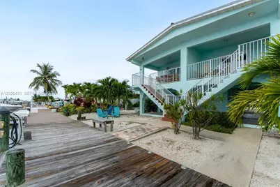 46 Sadowski Cswy, Key Colony, FL 33051 - Photo 3
