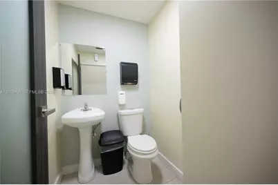 1100 S Powerline Rd #1104 Suite 8, Pompano Beach, FL 33069 - Photo 5