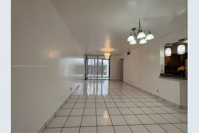 215 Lake Pointe Dr #104, Oakland Park, FL 33309 - Photo 5